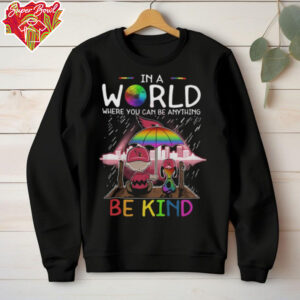 Arizona Cardinals Snoopy And Charlie Brown The Peanuts In A World Where You Can Be Anything Be Kind Hoodie