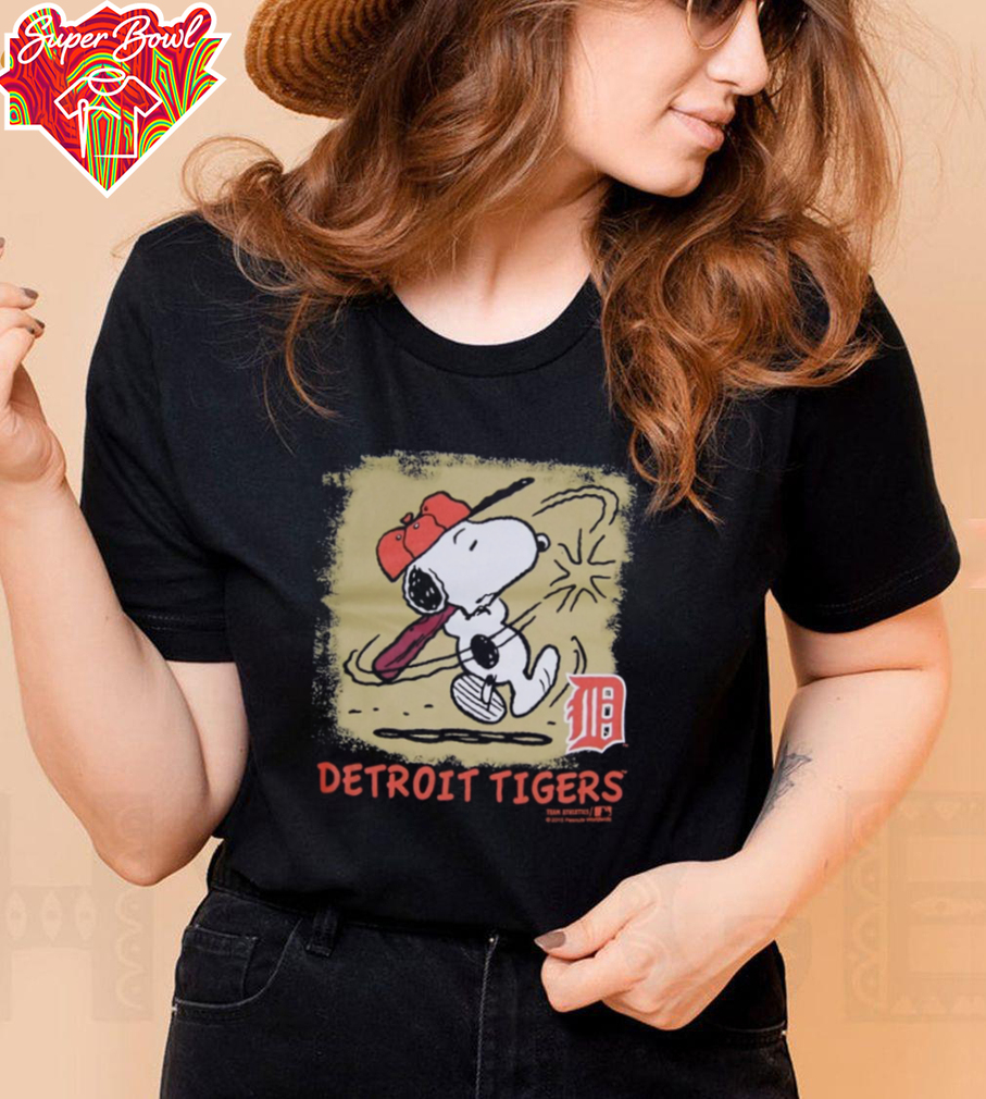 Detroit Tigers Infant Size 12 Months Snoopy at Bat Short Sleeve T Shirt Detroit Tigers Infant Size 12 Months Snoopy at Bat Short Sleeve T Shirt