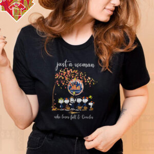MLB New York Mets Peanuts Characters Just A Woman Who Loves Fall & Mets Baseball Shirt