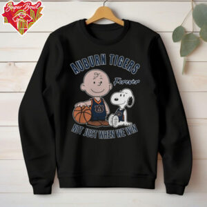 Official Charlie Brown And Snoopy Auburn Tigers Forever Not Just When We Win T Shirt