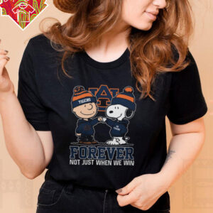 Official Charlie Brown And Snoopy Auburn Tigers Forever Not Just When We Win Tee Shirt