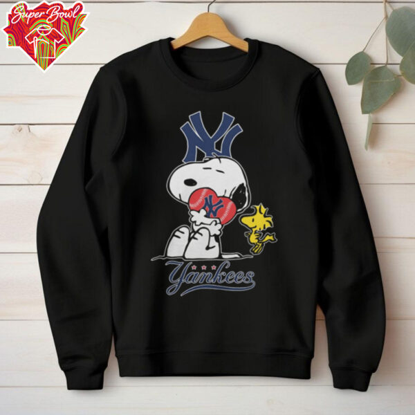 Official Snoopy Hug Heart New York Yankees Baseball Shirts