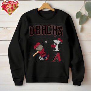 Peanuts Charlie Brown And Snoopy Playing Baseball Arizona Diamondbacks T Shirt