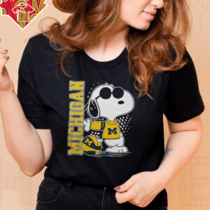 Peanuts Snoopy Michigan Wolverines Basketball 2025 Shirt