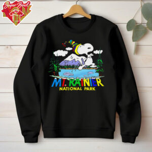 Peanuts Snoopy Mt. Rainier National Park cartoon shirt