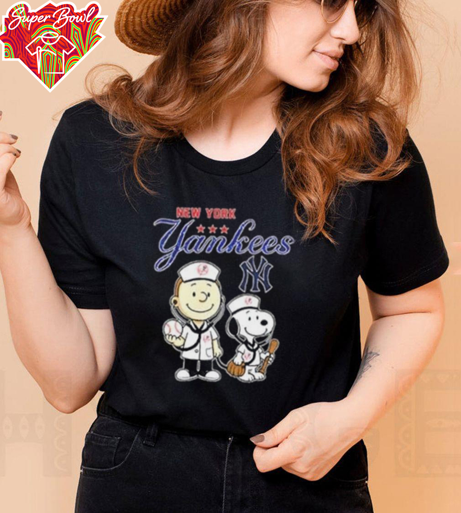 Peanuts baseball nurses New York Yankees shirt Peanuts baseball nurses New York Yankees shirt