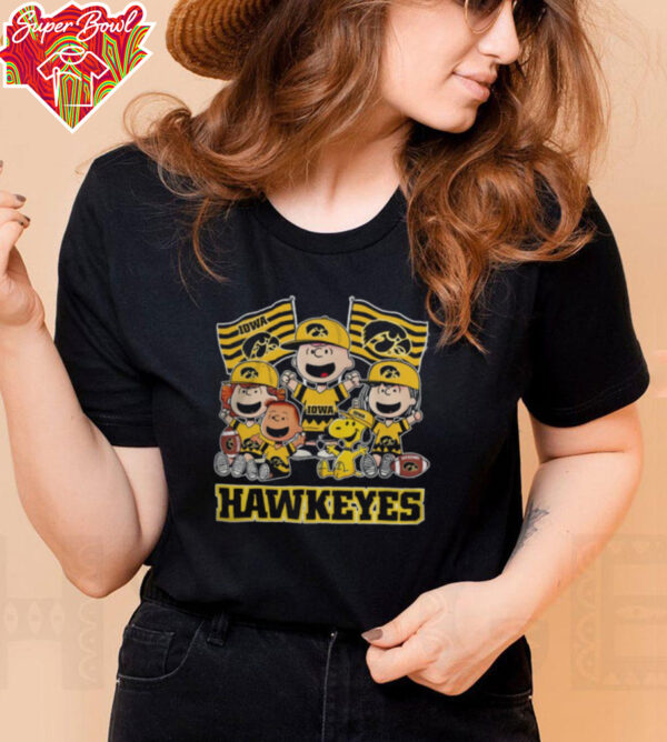 Snoopy Charlie Brown And Friends Iowa Hawkeyes Flags T Shirt