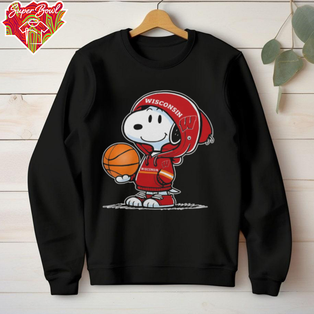 Snoopy Wearing Wisconsin Badgers Basketball Shirt Snoopy Wearing Wisconsin Badgers Basketball Shirt