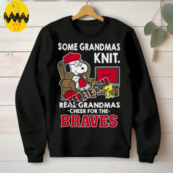 Atlanta Braves Snoopy Grandmas Knit And Woodstock Shirt