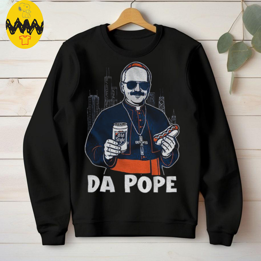 Chicago’s Pope Leo XIV Da Pope holding beer and hotdog shirt Chicago’s Pope Leo XIV Da Pope holding beer and hotdog shirt