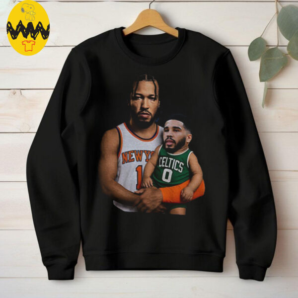 Jalen Brunson carrying baby Jayson Tatum New York Knicks x Boston Celtics 2025 NBA Playoffs shirt