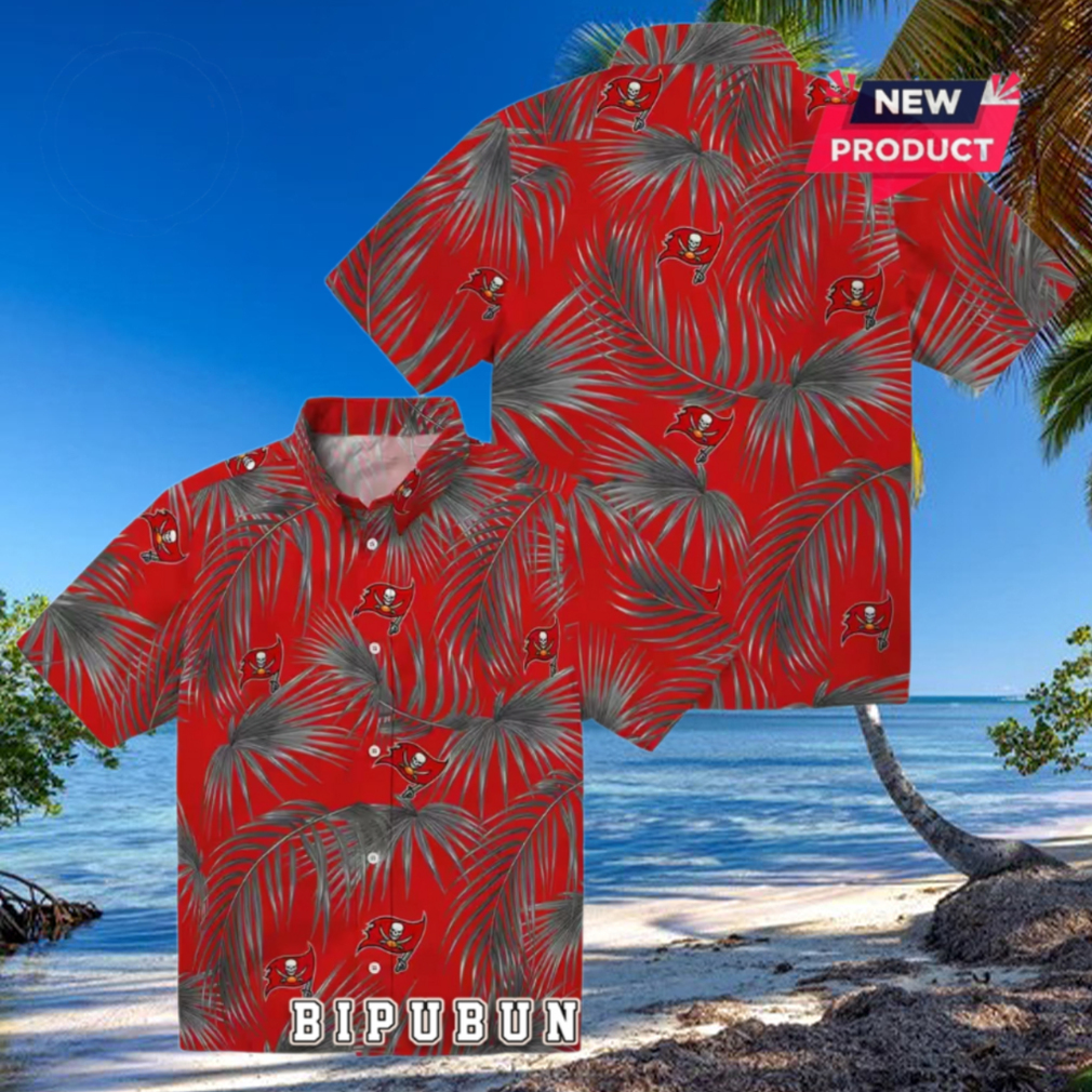 Leafy Palms Tampa Bay Buccaneers Hawaiian Shirt Leafy Palms Tampa Bay Buccaneers Hawaiian Shirt