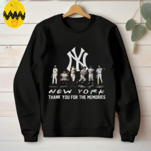 New York Yankees Signature Thank You For The Memories Unisex T Shirt